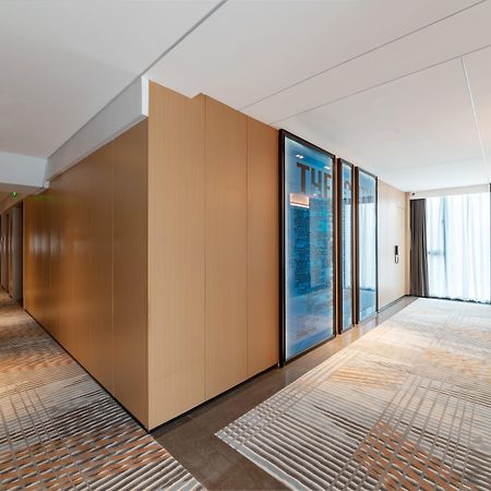 Holiday Inn Express Shenzhen Longhua By Ihg Bagian luar foto