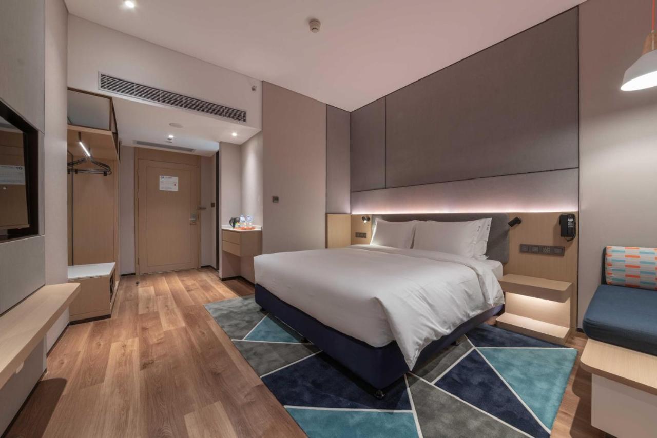 Holiday Inn Express Shenzhen Longhua By Ihg Bagian luar foto