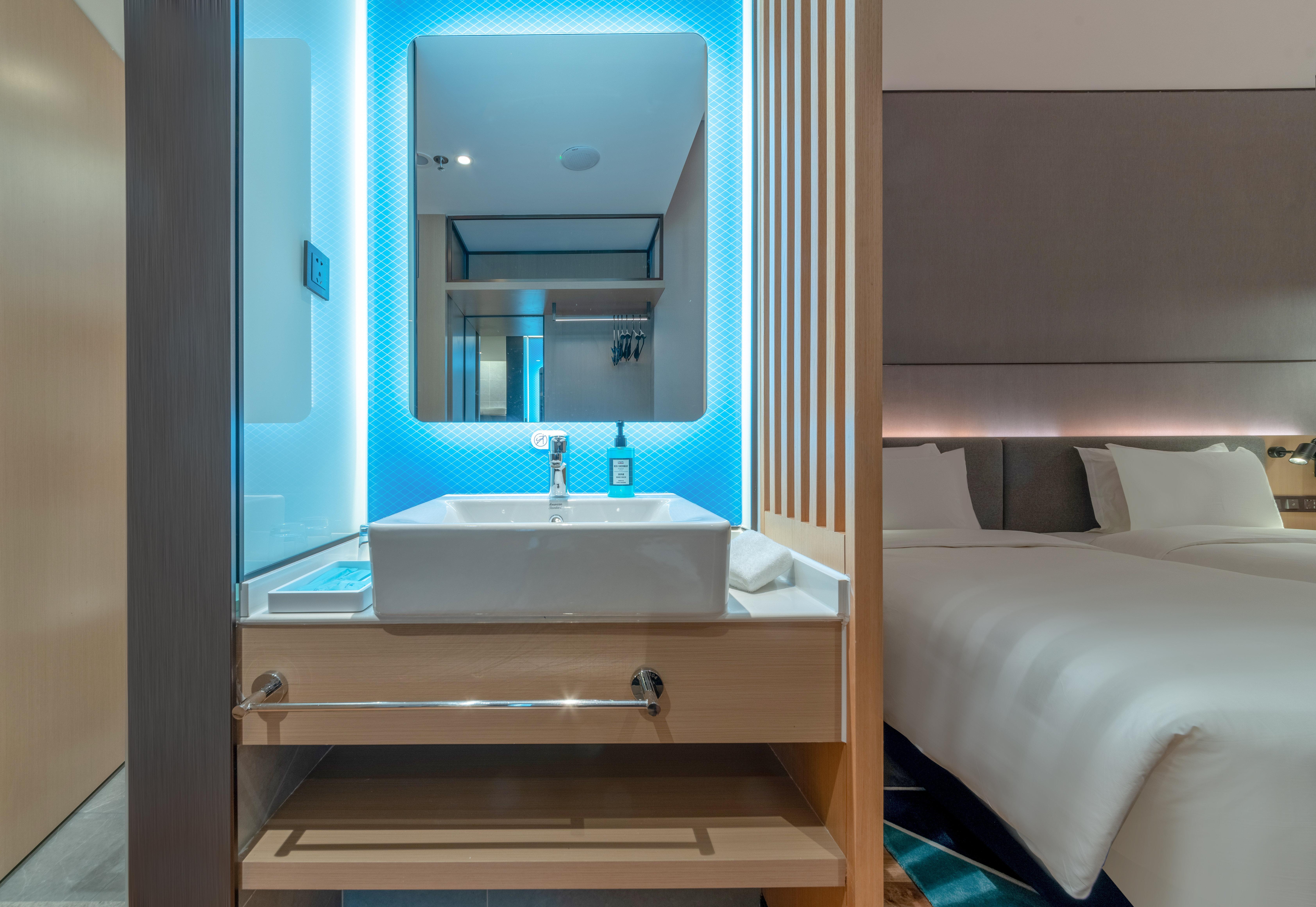 Holiday Inn Express Shenzhen Longhua By Ihg Bagian luar foto