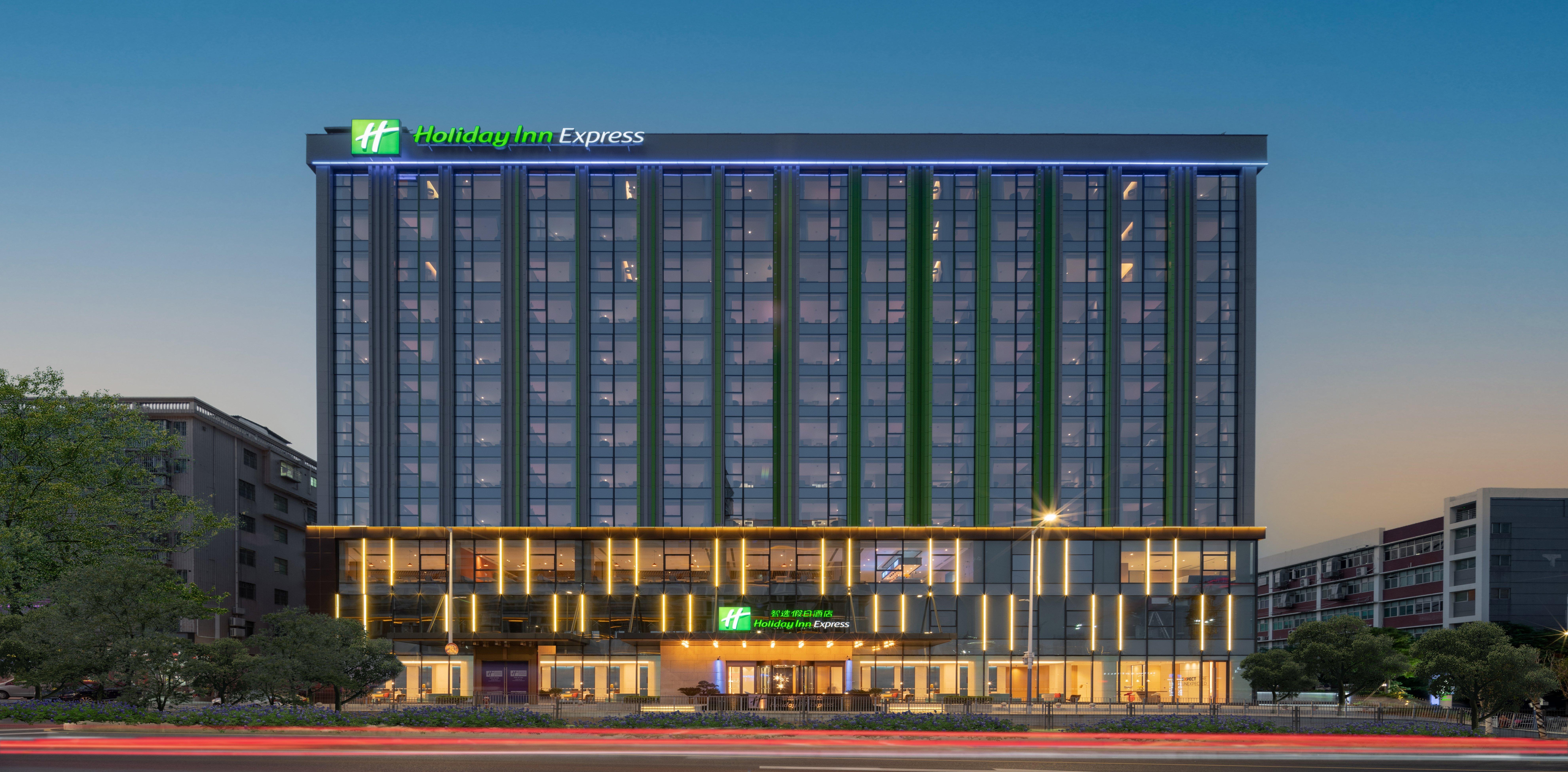 Holiday Inn Express Shenzhen Longhua By Ihg Bagian luar foto