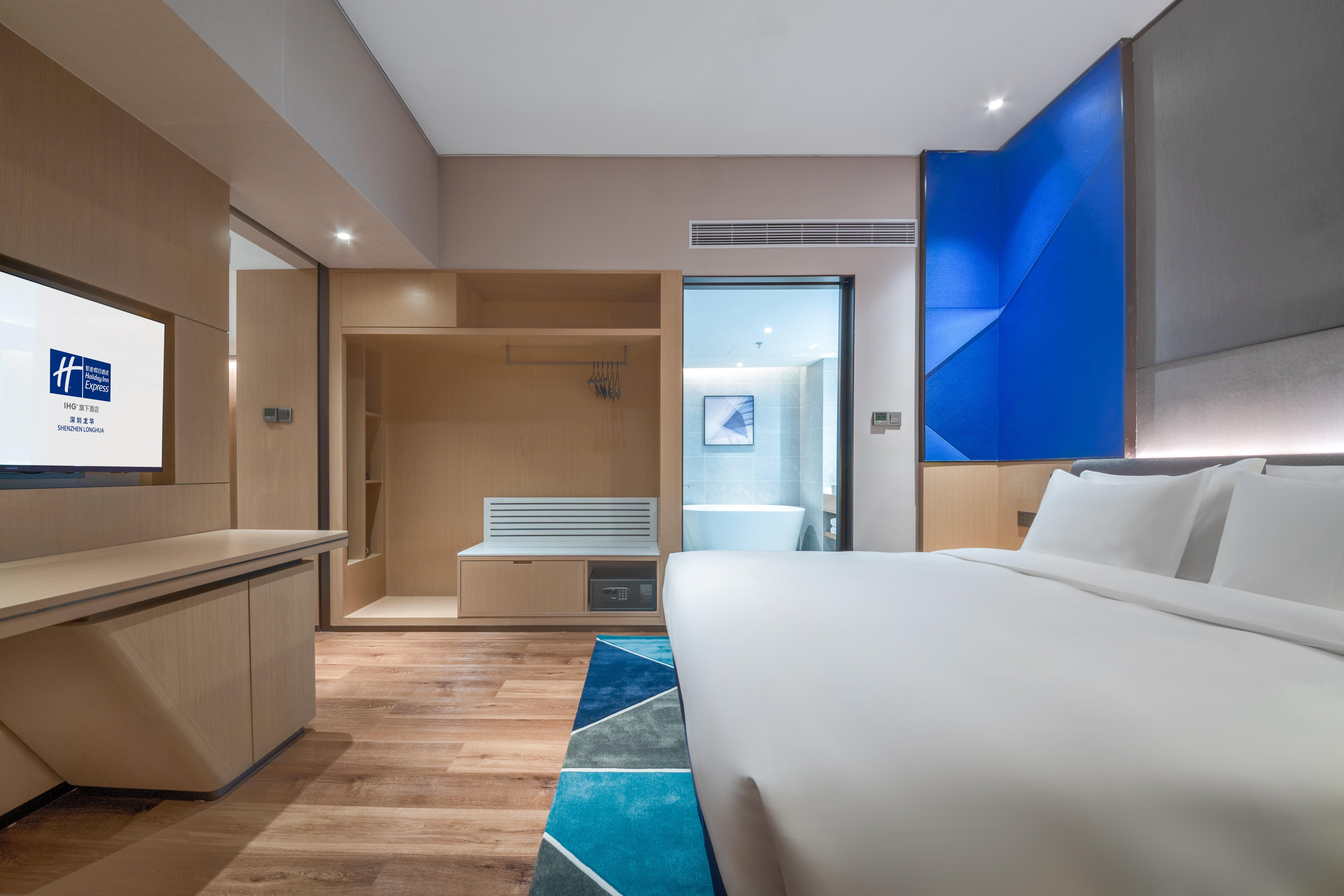 Holiday Inn Express Shenzhen Longhua By Ihg Bagian luar foto