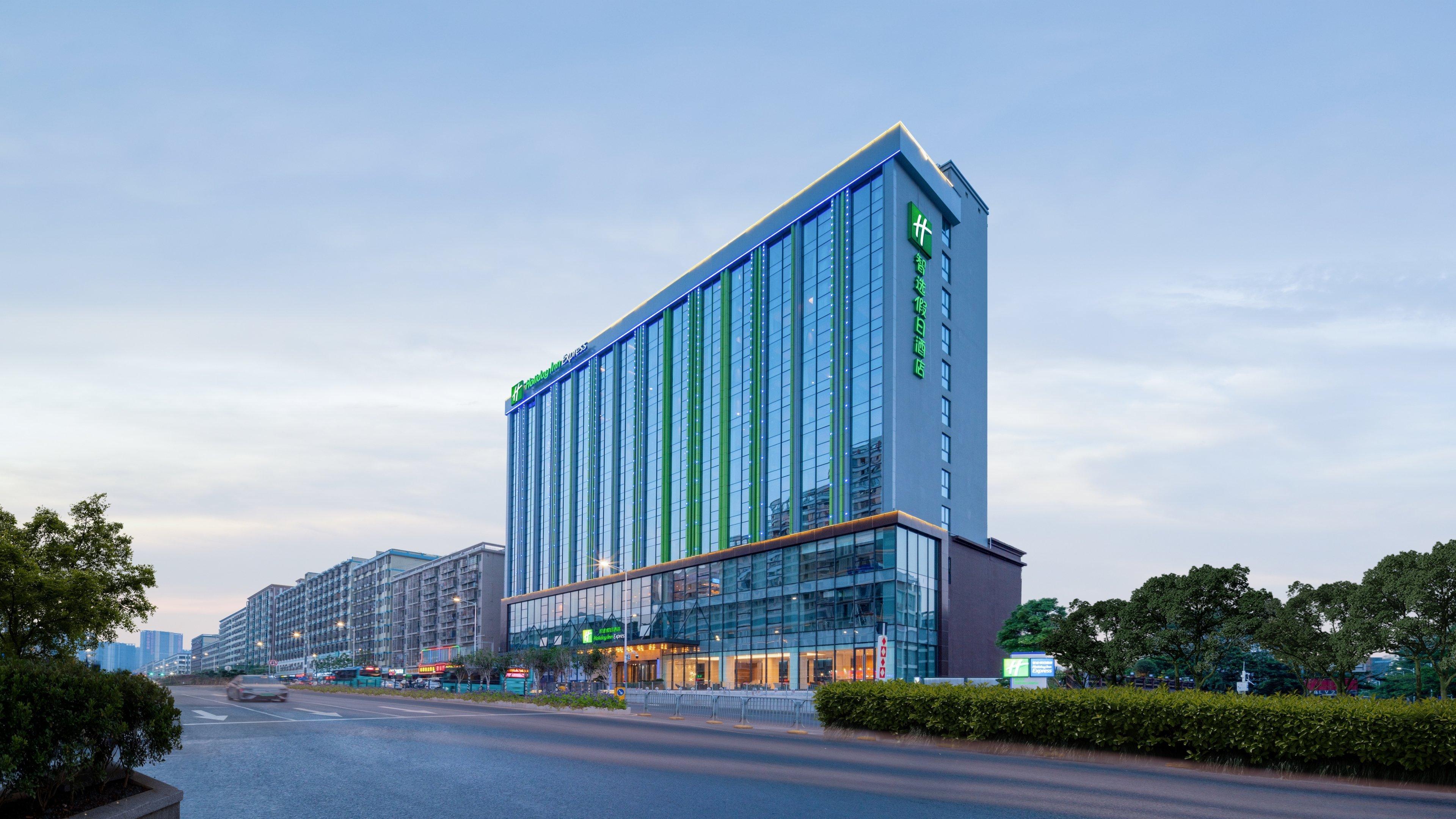 Holiday Inn Express Shenzhen Longhua By Ihg Bagian luar foto